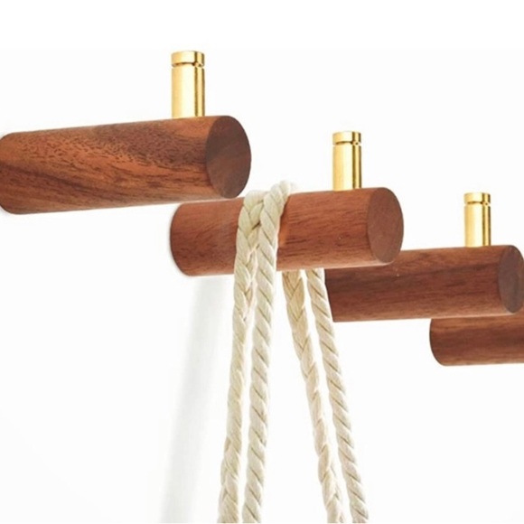 Other - 2 Pack Decorative Heavy Duty Wood Wall Hanger with Gold Peg